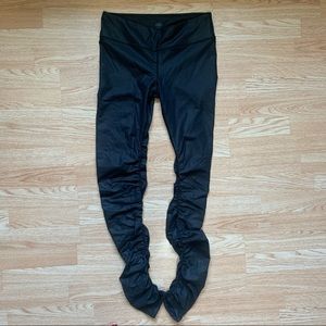 Women’s Black ALO Yoga Leggings | Size Large
